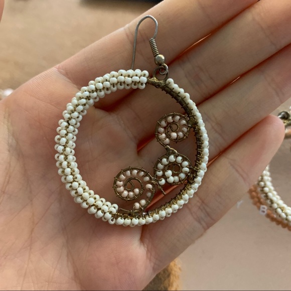 Vintage handmade earrings - Picture 2 of 2